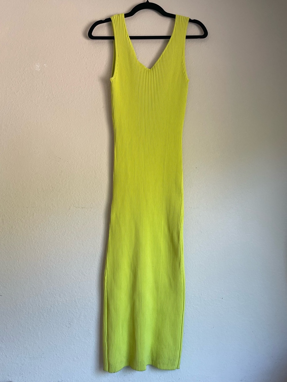 House of Harlow Ribbed Maxi Dress - size medium - Picture 4 of 6